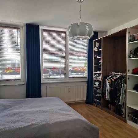 Apartment Terrassen-wohnung Mit Blick Auf Fernsehturm *